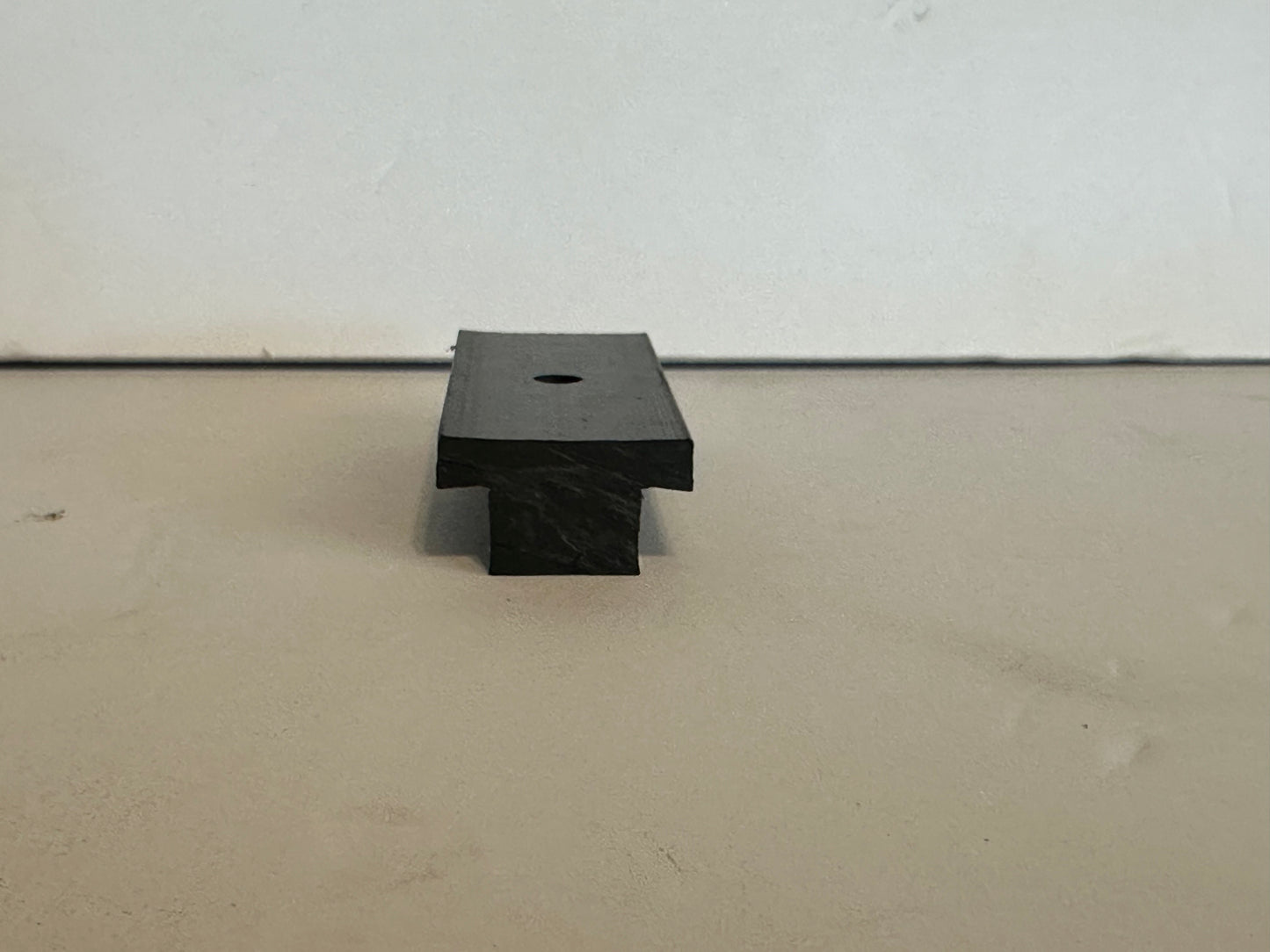 KEITH T-BLOCK PRESSURE SEAL HOLDDOWN