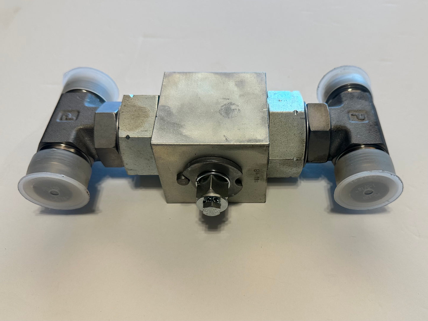 Keith BALL VALVE 1" WITH O-RING BOSS TEES AND HANDLE