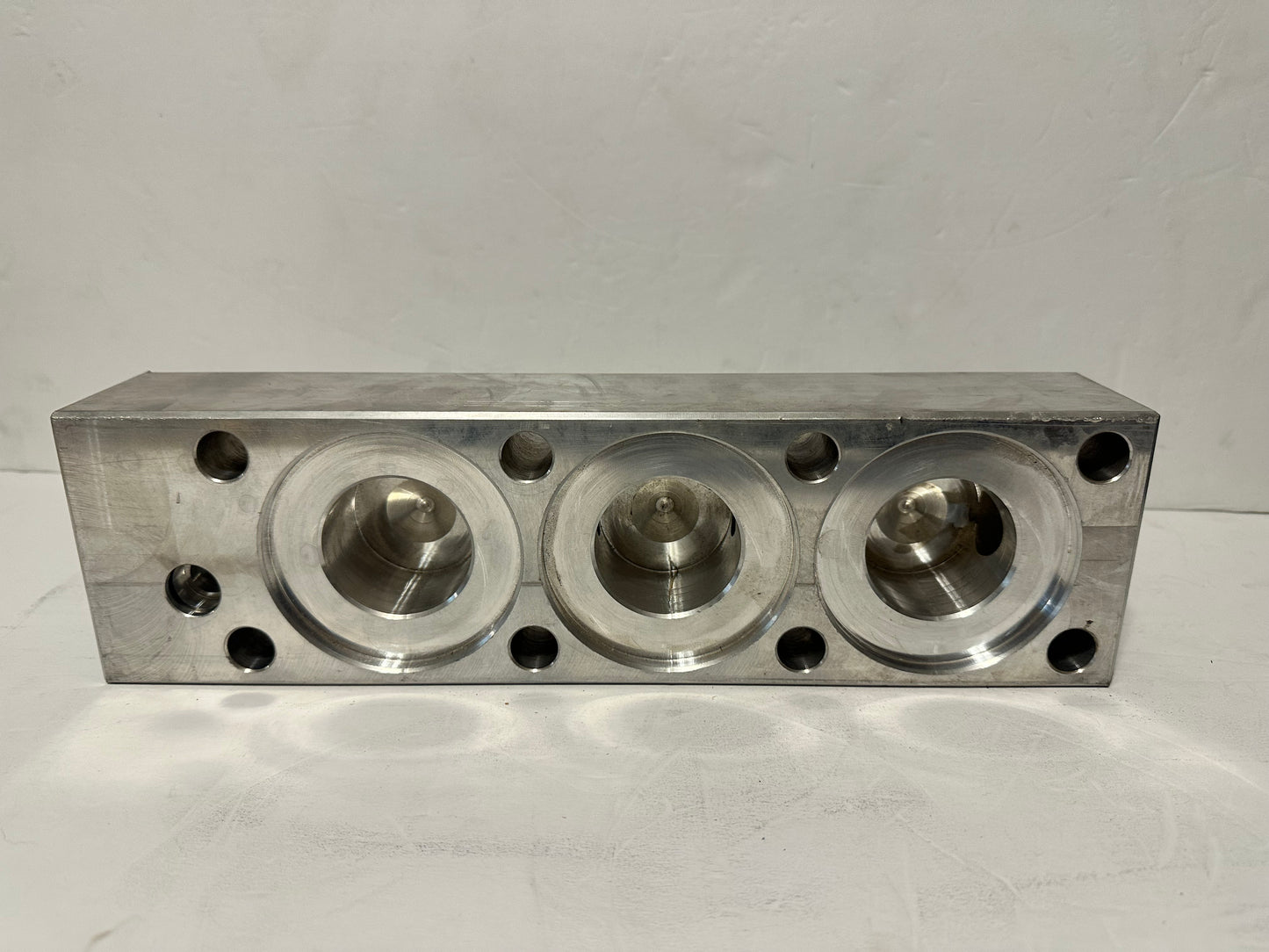 Front Base Manifold